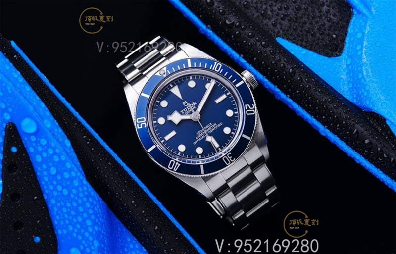 ZF廠帝舵M79030碧灣海軍藍復刻表做工怎么樣-復刻表