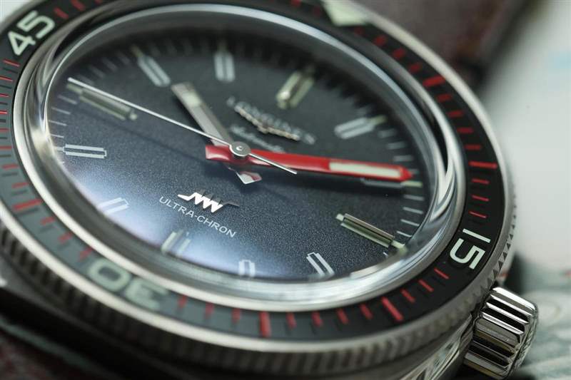 重新踏入高振頻世界！浪琴發表全新Ultra-Chron超級天文臺腕表-復刻表