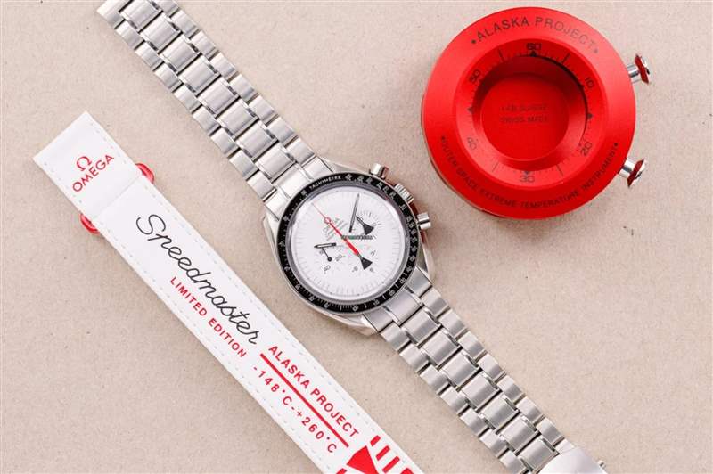 OMEGA 3款絕版超霸手表今年行情高漲其中1只升67%身價翻超過3倍-復刻表