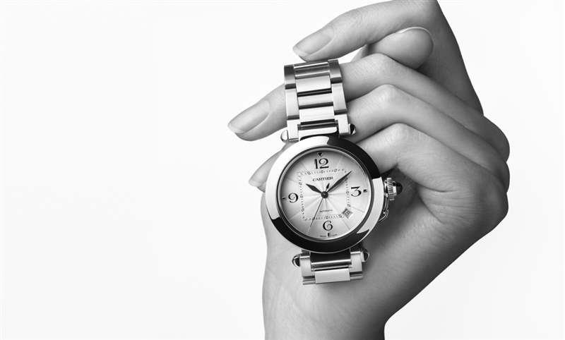 氣宇不凡，其來(lái)有自｜話說(shuō)從頭：傳奇名作Pasha de Cartier的鮮明魅力-復(fù)刻表