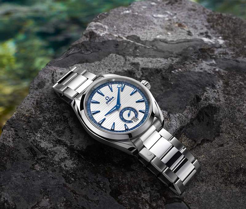 歐米茄海馬系列大地小秒針,在陸地和海洋之間-復(fù)刻表