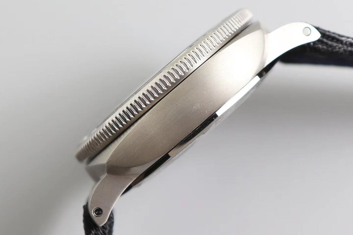 VS廠沛納海PAM984鈦合金復(fù)刻會不會一眼假-復(fù)刻表