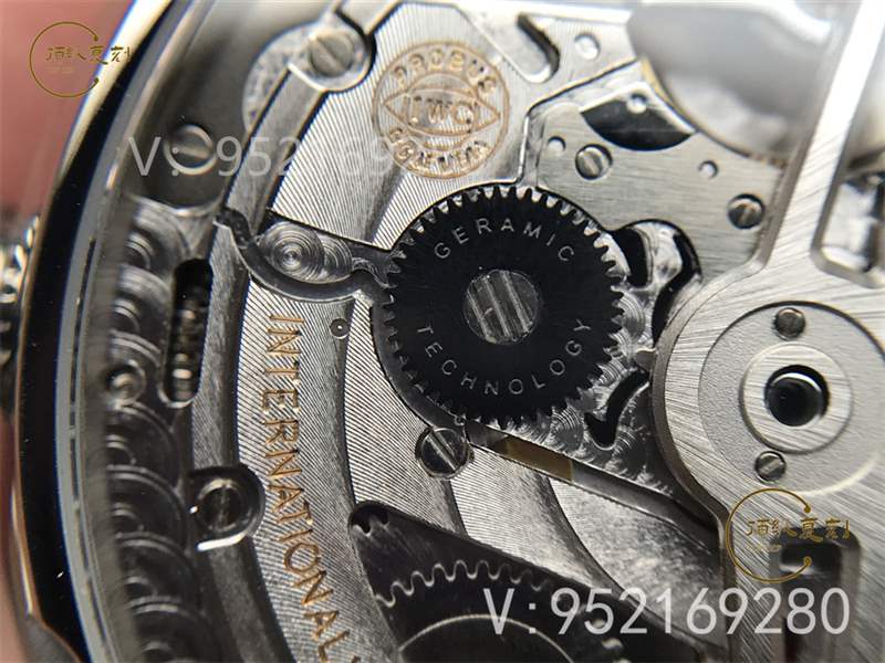 ZF廠葡七v5版-ZF廠萬(wàn)國(guó)葡七v5版復(fù)刻表對(duì)比正品怎么樣-復(fù)刻表