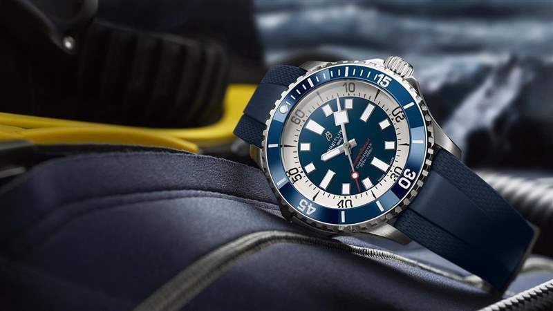 優雅接棒的細膩布局！百年靈Superocean尺寸齊全的繽紛新作-復刻表