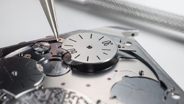 一薄鎮(zhèn)八方！寶格麗Octo Finissimo的超薄密碼-復(fù)刻表