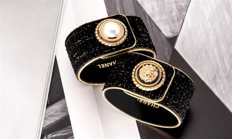 小黑外套的珠寶鈕扣｜CHANEL Mademoiselle Privé Bouton鈕扣腕表-復(fù)刻表