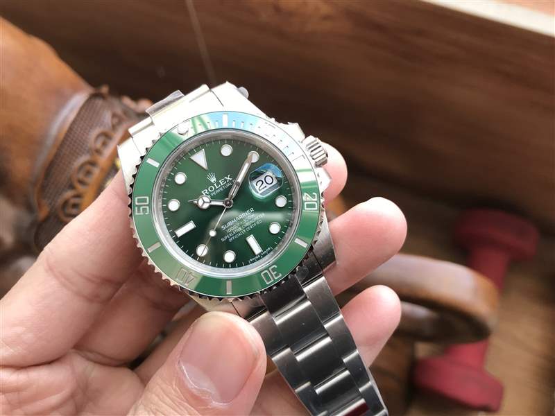 N廠、VS廠、AR廠、ZZ廠、C廠勞力士綠水鬼3135機芯那個好-復(fù)刻表