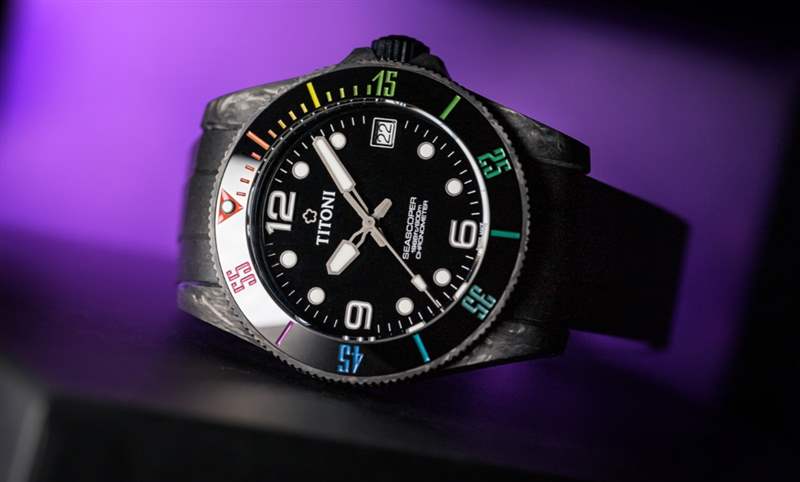 夏末黑魂大魔王來襲TITONI Seascoper CarbonTech 彩虹圈大升級(jí)-復(fù)刻表