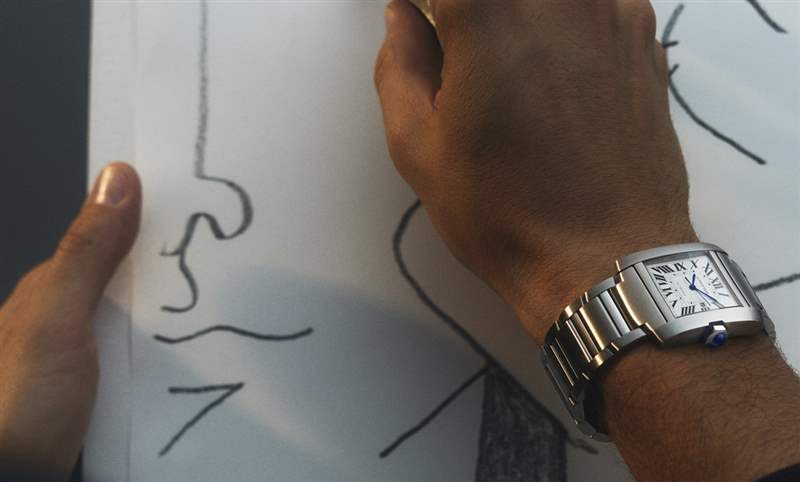 法國坦克回來了！Cartier Tank家族唯一鏈帶表款Tank Fran?aise改版回歸-復刻表