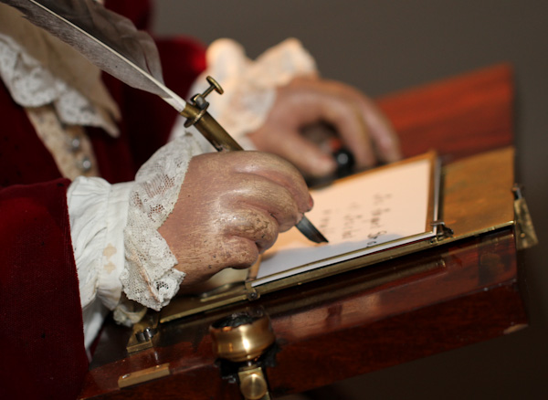 雅克德羅“作家”自動機(jī)：很棒的古董安卓-復(fù)刻表