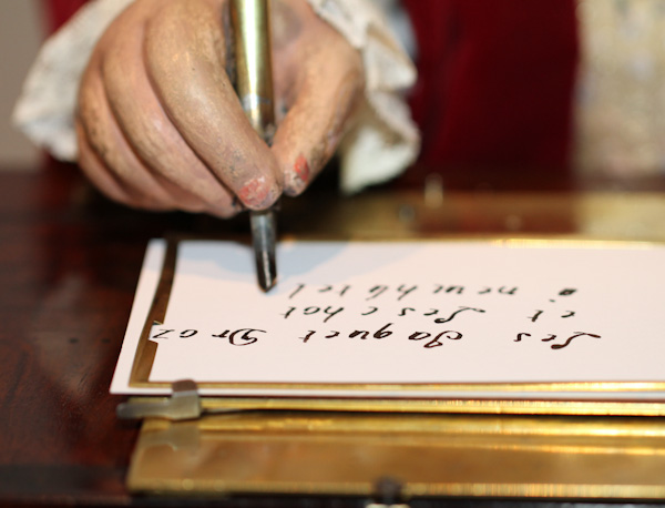 雅克德羅“作家”自動機(jī)：很棒的古董安卓-復(fù)刻表