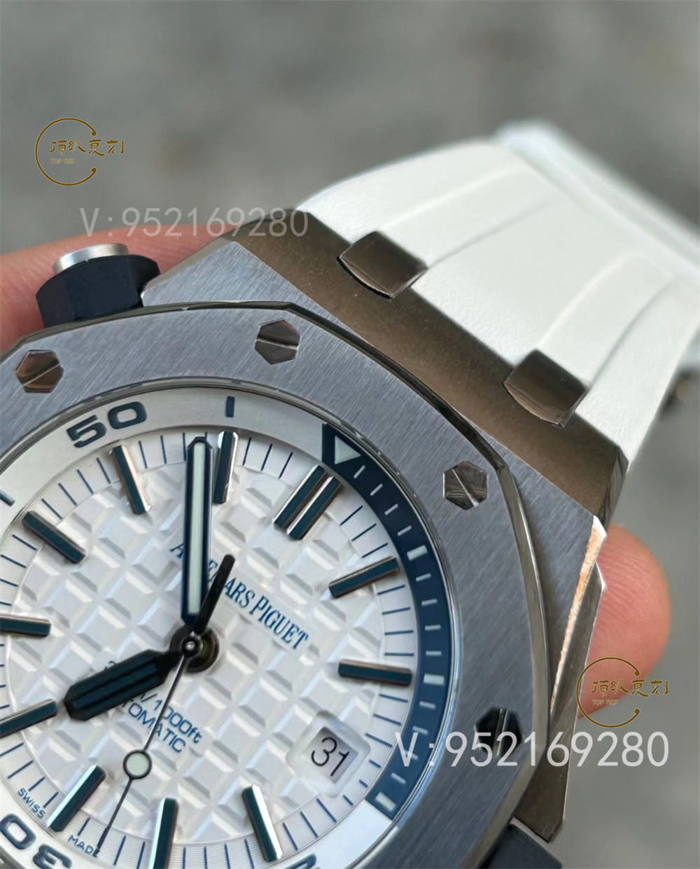 APS廠愛彼AP15710新配色綠/白盤一體機做工怎么樣-復(fù)刻表