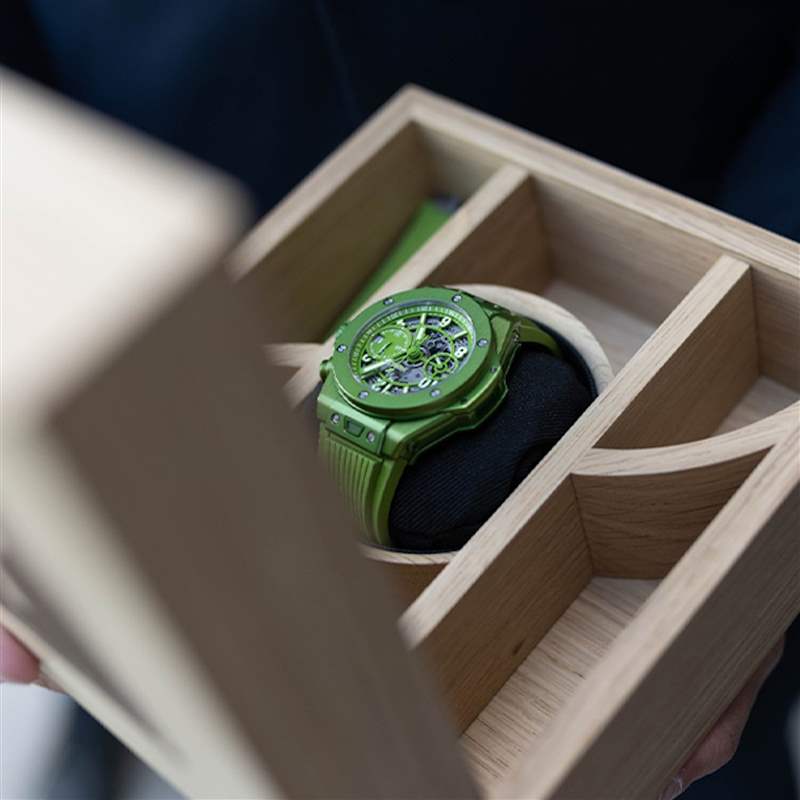 咖啡渣制表｜Hublot聯(lián)乘Nespresso環(huán)保合作廢物升級成高級腕表-復刻表