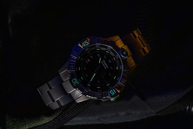 上手體驗:Traser P99 T戰術鈦金屬手表-復刻表