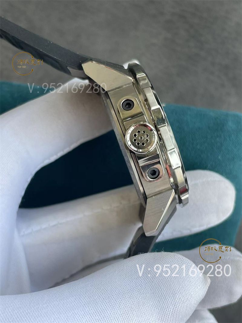 IWS廠萬國(guó)海洋系列三針款I(lǐng)W329101“海洋2000”35周年特別版做工如何-復(fù)刻表