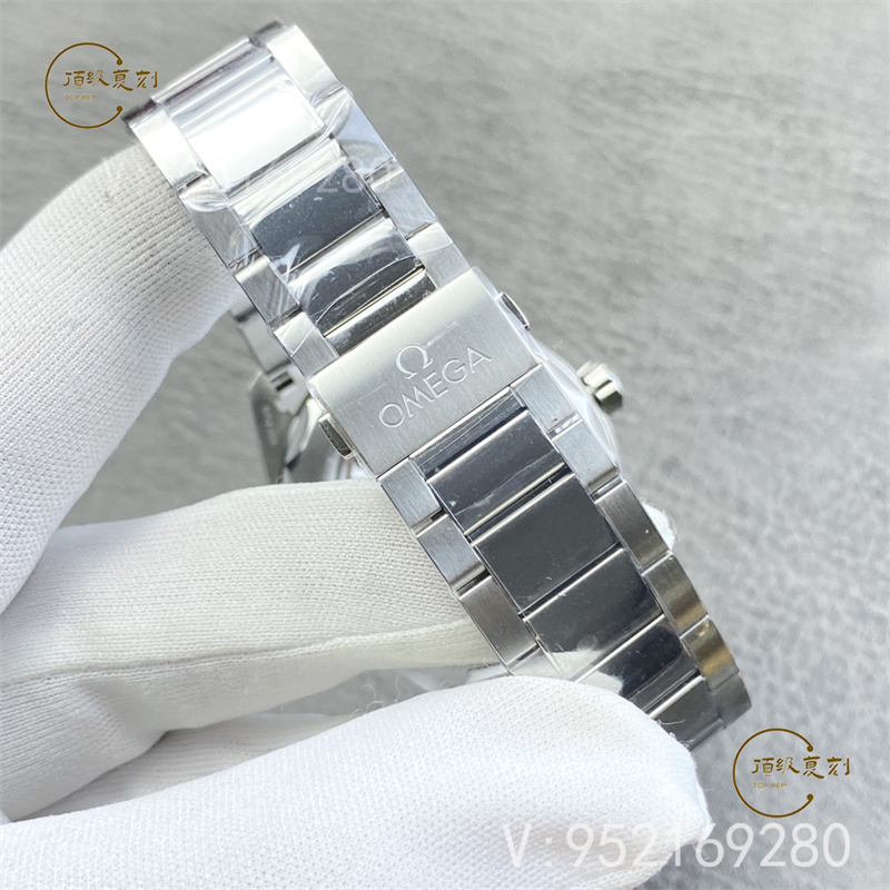 VS廠歐米茄海馬150m系列墨綠世界時復刻表：深度測評與細節(jié)解析-復刻表